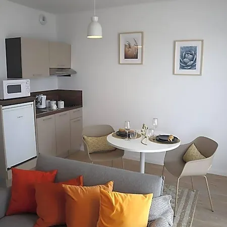 Oh Activ Aparthotel